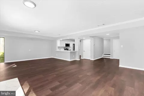 25 Tanner Ct #H, Pikesville, MD 21208
