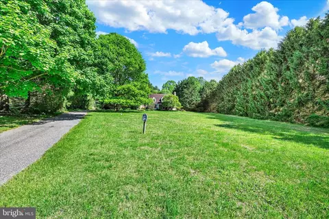 7 Quail Wood Ct, Parkton, MD 21120