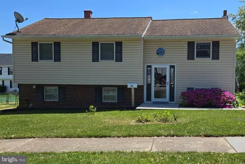 245 Candytuft Rd, Reisterstown, MD 21136