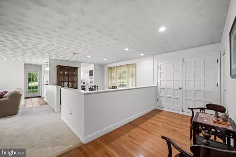 Entry Way - 14009 Fox Run Ct, Phoenix, MD 21131 photo 1 of 2