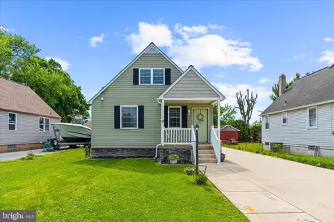Exterior - 3303 Grace Rd, Sparrows Point, MD 21219 photo 10 of 12