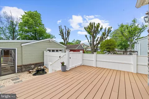 Exterior - 3303 Grace Rd, Sparrows Point, MD 21219 photo 2 of 12