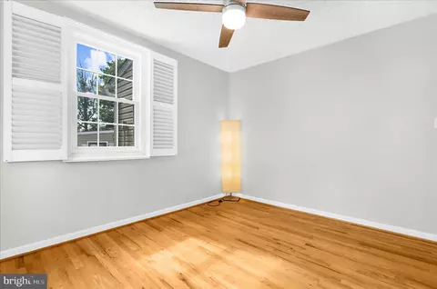 Bedroom - 3303 Grace Rd, Sparrows Point, MD 21219 photo 3 of 5