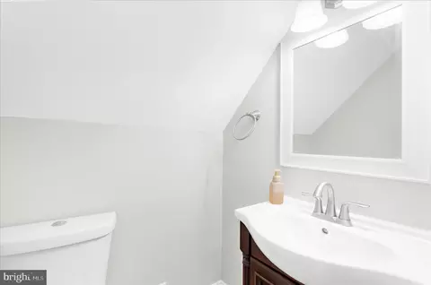 Entry Way - 3303 Grace Rd, Sparrows Point, MD 21219 photo 5 of 5