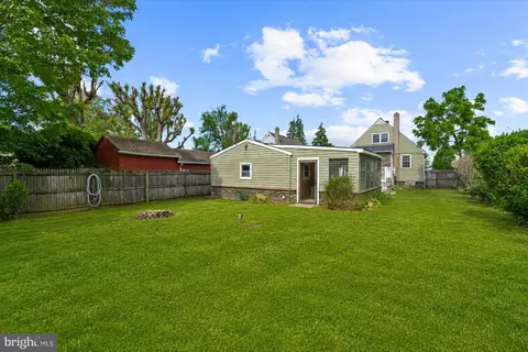 Exterior - 3303 Grace Rd, Sparrows Point, MD 21219 photo 7 of 12