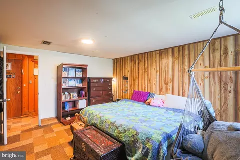 Bedroom - 6649 Chippewa Dr, Baltimore, MD 21209 photo 5 of 6