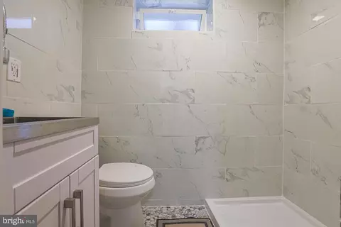 Bath - 6649 Chippewa Dr, Baltimore, MD 21209 photo 4 of 5