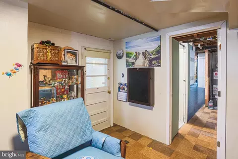 Entry Way - 6649 Chippewa Dr, Baltimore, MD 21209 photo 4 of 4