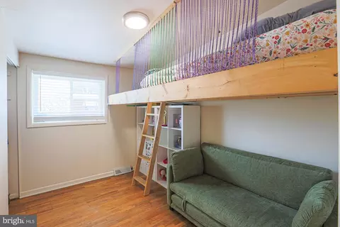 Bedroom - 6649 Chippewa Dr, Baltimore, MD 21209 photo 3 of 6