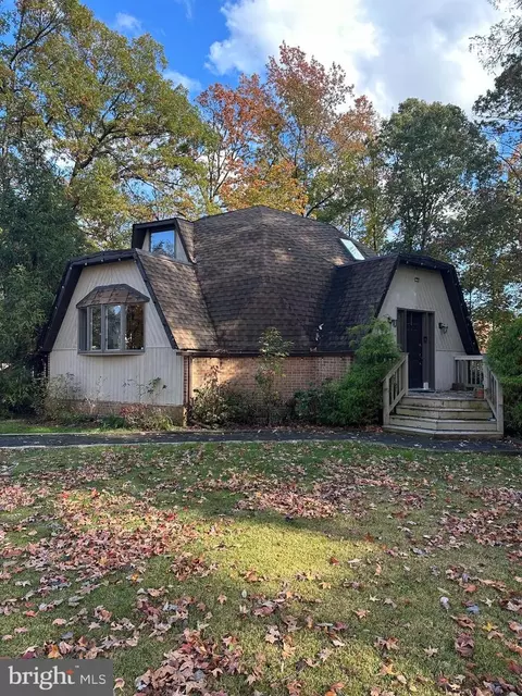 Exterior - 811 Cedar Ave, Essex, MD 21221 photo 5 of 6