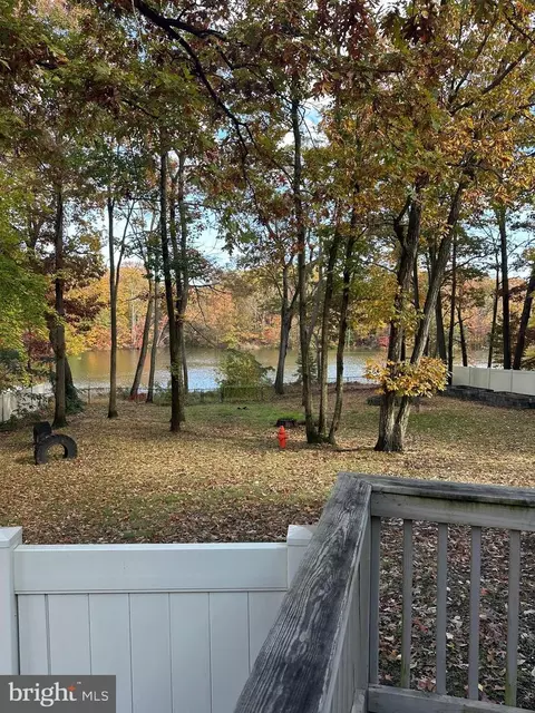 View/Area - 811 Cedar Ave, Essex, MD 21221 photo 2 of 2