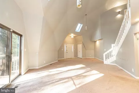 Living - 811 Cedar Ave, Essex, MD 21221 photo 1 of 2