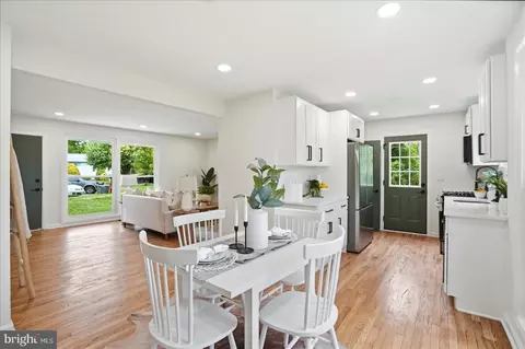 2505 Lakewood Ct, Parkville, MD 21234