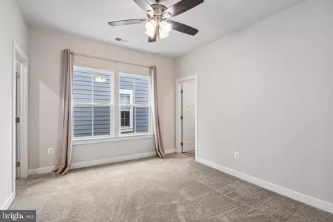 Entry Way - 506 Ladywell St, Middle River, MD 21220 photo 5 of 10