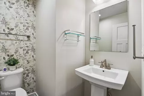 Bath - 506 Ladywell St, Middle River, MD 21220 photo 1 of 2