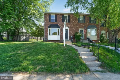 49 Stone Park Pl, Nottingham, MD 21236