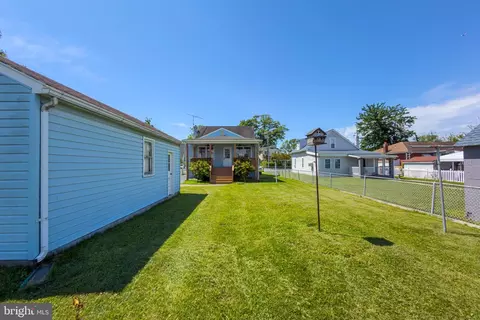 Exterior - 802 Wise Ave, Dundalk, MD 21222 photo 6 of 10