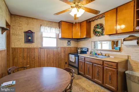 Kitchen - 802 Wise Ave, Dundalk, MD 21222 photo 2 of 3