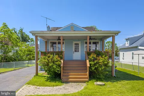 Exterior - 802 Wise Ave, Dundalk, MD 21222 photo 7 of 10