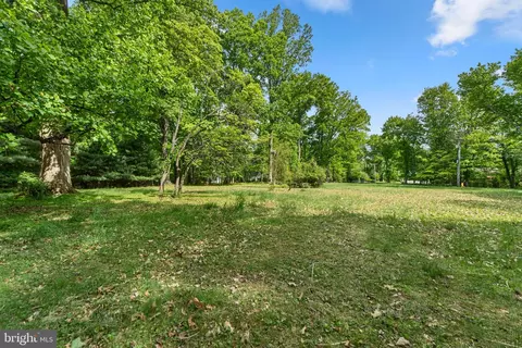 11900 Meylston Dr, Lutherville Timonium, MD 21093