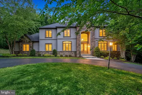 11702 Huntsworth Ln, Owings Mills, MD 21117