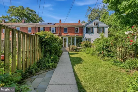 Exterior - 209 Burke Ave, Towson, MD 21286 photo 5 of 7