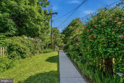 Exterior - 209 Burke Ave, Towson, MD 21286 photo 6 of 7