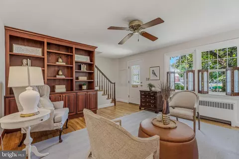 Living - 209 Burke Ave, Towson, MD 21286 photo 1 of 3
