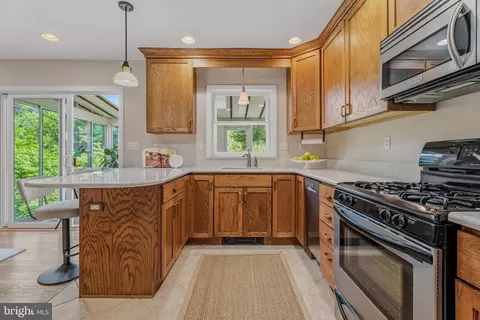 Kitchen - 209 Burke Ave, Towson, MD 21286 photo 1 of 1