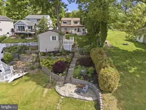 Exterior - 5907 Loreley Beach Rd, White Marsh, MD 21162 photo 11 of 15