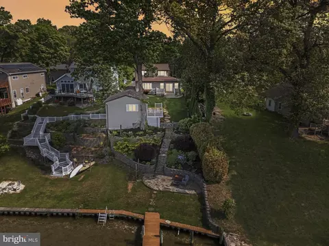 View/Area - 5907 Loreley Beach Rd, White Marsh, MD 21162 photo 1 of 8