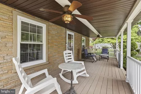 Exterior - 5907 Loreley Beach Rd, White Marsh, MD 21162 photo 5 of 15