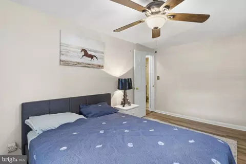 Bedroom - 5907 Loreley Beach Rd, White Marsh, MD 21162 photo 5 of 11