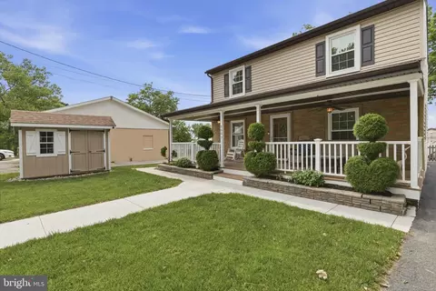 Exterior - 5907 Loreley Beach Rd, White Marsh, MD 21162 photo 3 of 15