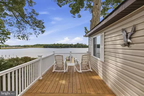 Exterior - 5907 Loreley Beach Rd, White Marsh, MD 21162 photo 7 of 15