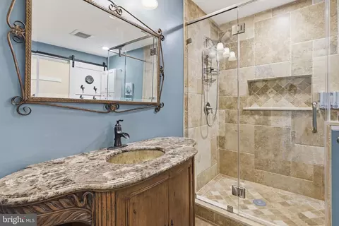 Bath - 5907 Loreley Beach Rd, White Marsh, MD 21162 photo 3 of 4