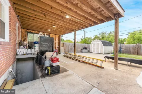 Exterior - 1302 Crownfield Ct, Baltimore, MD 21239 photo 3 of 3
