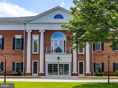 210 Brightwood Club Dr #210, Lutherville Timonium, MD 21093