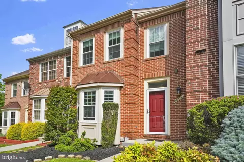 8008 Green Valley Ln, Owings Mills, MD 21117