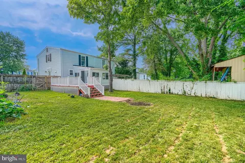 Exterior - 7 Ambolin Ct, Nottingham, MD 21236 photo 5 of 6