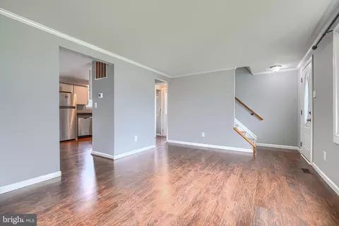 Living - 7 Ambolin Ct, Nottingham, MD 21236 photo 3 of 4