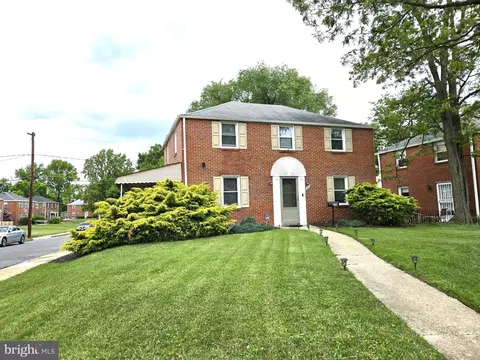 7027 Plymouth Rd, Pikesville, MD 21208