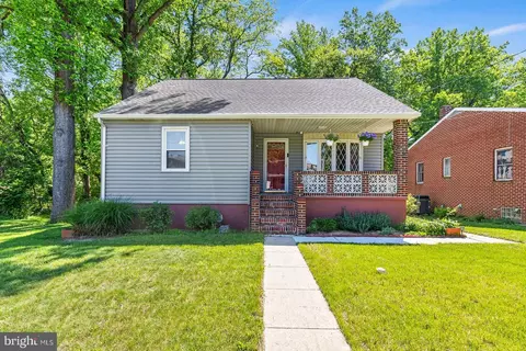 7935 Beverly Ave, Parkville, MD 21234