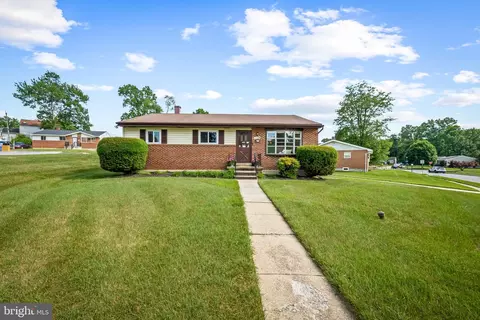 4705 Parkfield Ct, Pikesville, MD 21208