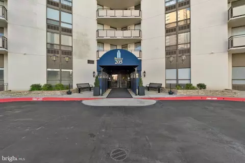 205 E Joppa Rd #2703, Towson, MD 21286