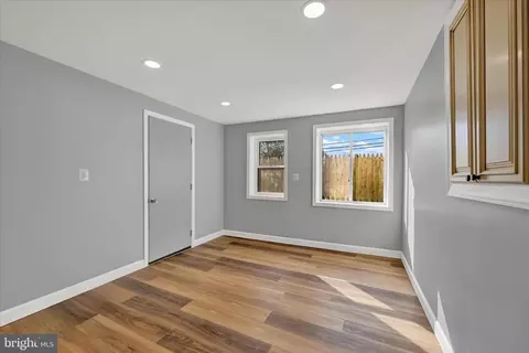 Entry Way - 2 Armor Ct, Middle River, MD 21220 photo 5 of 5