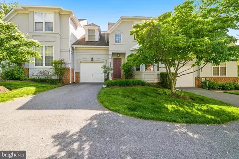8804 Joshua Ct #8804, Pikesville, MD 21208