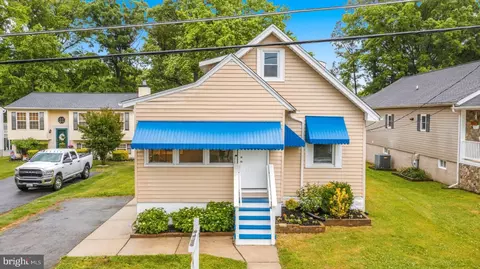 Exterior - 2805 Willow Ave, Sparrows Point, MD 21219 photo 6 of 6