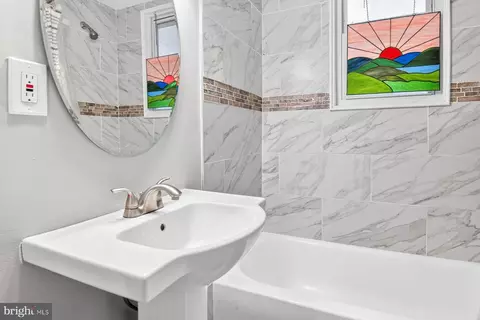 Bath - 2805 Willow Ave, Sparrows Point, MD 21219 photo 1 of 1