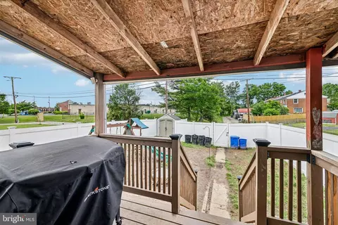 Exterior - 1640 Poles Rd, Essex, MD 21221 photo 4 of 7